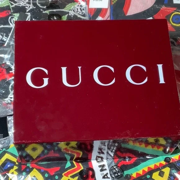 Gucci Silver Glitter Sneakers with Red and Blue Stripe - Picture 2 of 2